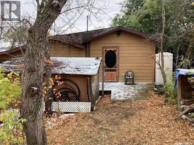 704 Grove AVENUE Saskatchewan Beach, Saskatchewan in Houses for Sale in Moose Jaw - Image 23