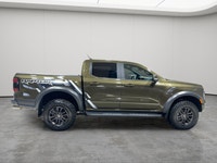 NAVIGATION, LEATHER UPHOLSTERY, ADAPTIVE CRUISE CONTROL, HEATED FRONT SEATS, BACK-UP CAMERA, PREMIUM... (image 6)