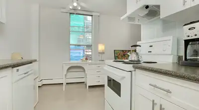 Queenswood House - 1 Bedroom Apartment for Rent