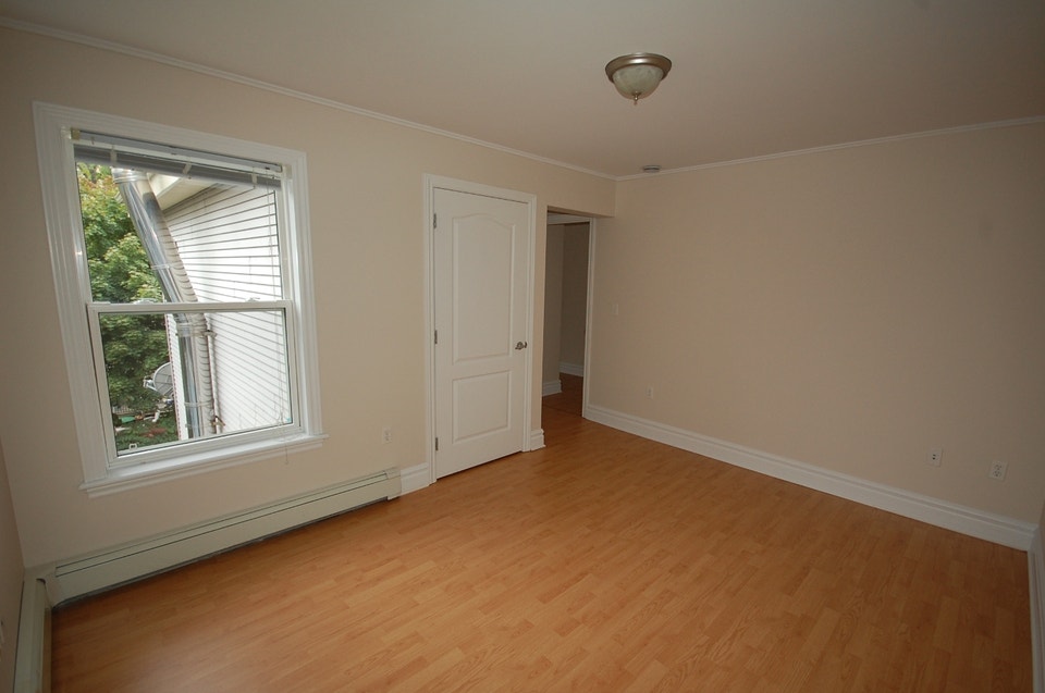 4 Bedroom Downtown Halifax 5