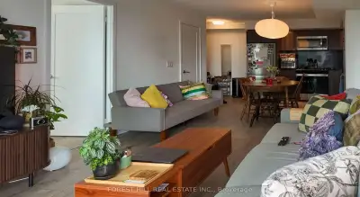 Price: $679,000 / $2,576/mo Welcome to this beautifully designed 2 bedroom, 2 bathroom suite at Ever...