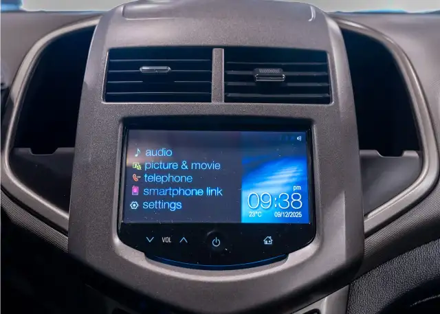 2016 Chevrolet Sonic5348209349532262417
