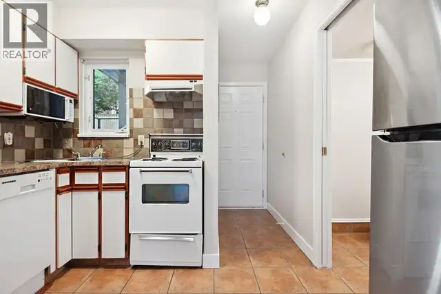 103 1205 W 14TH AVENUE Vancouver, British Columbia in Long Term Rentals in Vancouver - Image 12