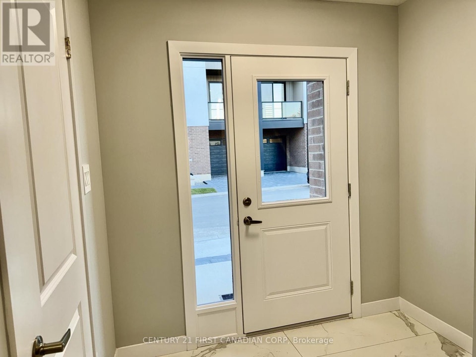 24 - 349 SOUTHDALE ROAD E London South (South W), Ontario 3