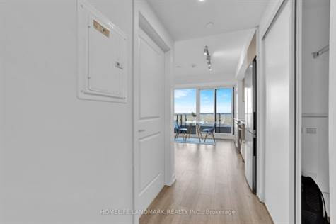 395 Bloor St E in Condos for Sale in City of Toronto - Image 3