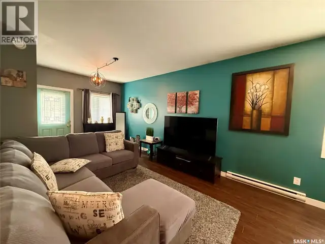 106 7th STREET W Kindersley, Saskatchewan in Houses for Sale in Saskatoon - Image 10