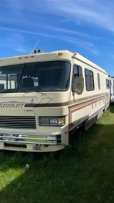 FREE REMOVAL OF MOST UNWANTED: MOTORHOMES ATCO TRAILERS RV CAMPERS MOBILE HOMES BOATS. BUSES. TRUCK...