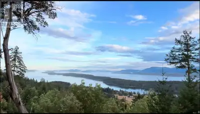 A truly unique and picturesque acreage on Gabriola Island awaits! 5.7 acres ocean view property with...