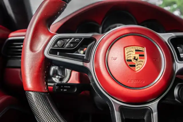 2017 Porsche 9115565647876220723211