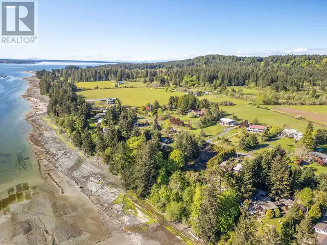 2607 Piercy Rd Denman Island, British Columbia62864381962371123