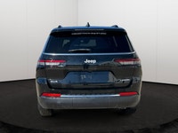 Cloth Seats, Power Sunroof, Remote Start System, Heated Front Seats, Heated Steering Wheel, 8.4 Touc... (image 4)