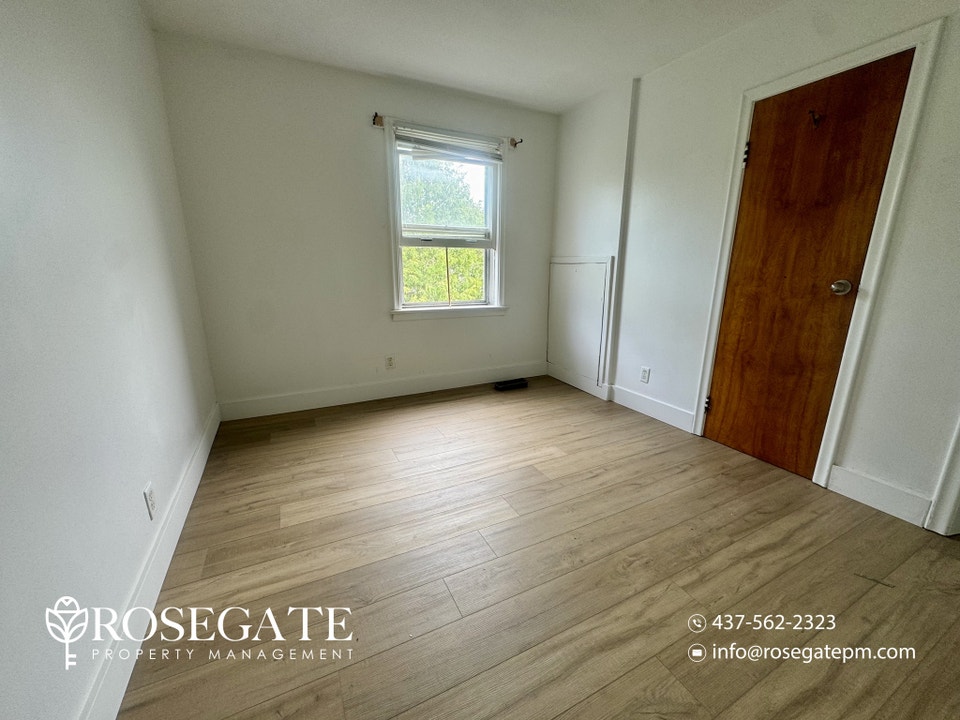 Cozy 1-Bedroom Apartment with Private Balcony & Parking – Cambri 5