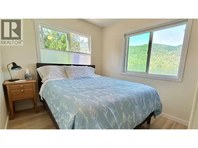3109 East Lake Drive Christina Lake, British Columbia in Houses for Sale in Penticton - Image 38