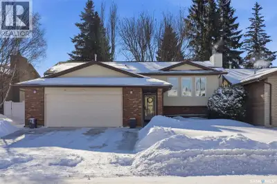 Welcome to 107 Perreault Crescent! Fantastic Silverwood Heights location that is just steps away fro...