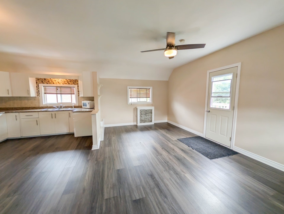 254 Hellems Ave, Welland - All Inclusive 2 Bed Upper Unit 5