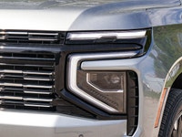 6.2L Gas V8 Engine for powerful performance | 4x4 Drive for all-weather confidence | Panoramic Sunro... (image 7)