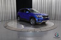 The 2023 Kia Seltos LX offers a perfect balance of efficiency, capability, and modern design. Powere... (image 3)