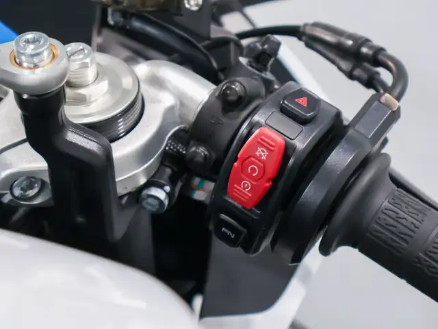 2025 CFMOTO 675SS in Street, Cruisers & Choppers in Kelowna - Image 16