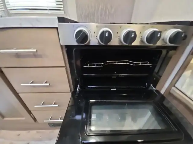 2024 Adventurer LP Class C Adventurer 24DS in RVs & Motorhomes in Kelowna - Image 23