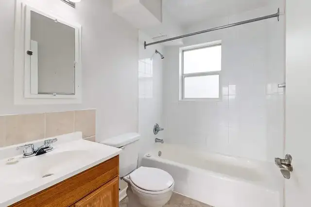 Affordable Apartments for Rent - Scenic Court - Apartment for Re in Long Term Rentals in Lethbridge - Image 7