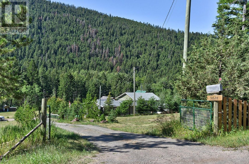 9624 TRANQUILLE CRISS CREEK RD Kamloops, British Columbia Houses for