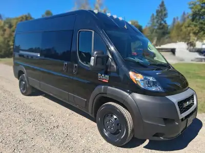 2022 ram promaster 3500 noir 2 portes de coté très rare gps cruise adaptatif banc chauffant vitres é...