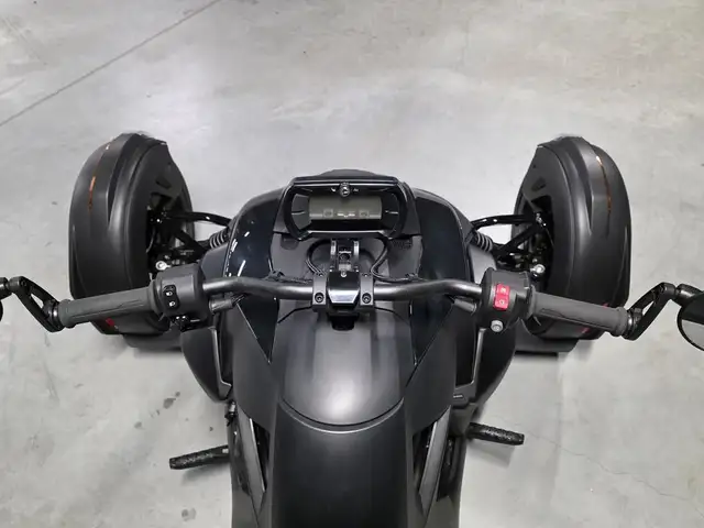 2024 Can-Am RYKER 600 ACE in Street, Cruisers & Choppers in Lévis - Image 10