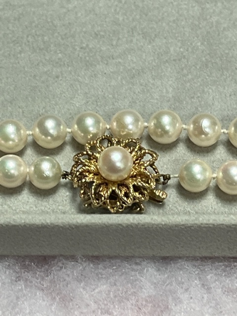 Vintage Birks Pearl Necklace - With Appraisal Paperwork in Other in Oakville / Halton Region - Image 4