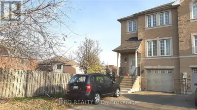 52 ANDRIKA COURT Mississauga (Hurontario), Ontario