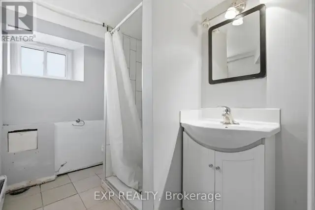 30 REGINA STREET N Waterloo, Ontario in Long Term Rentals in Kitchener / Waterloo - Image 21