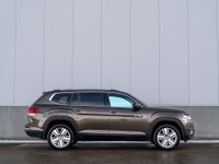 CARGET AUTOMOTIVE is thrilled to offer this 2019 Volkswagen Atlas Execline, a fully-loaded midsize S... (image 5)