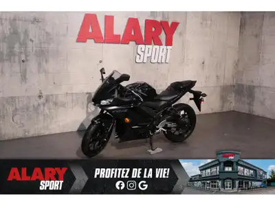 Welcome to Alary Sport Ontario Yamaha YZF-R3 2022 Cette MOTOCYCLETTE YAMAHA YZF-R3 2022 est disponib...