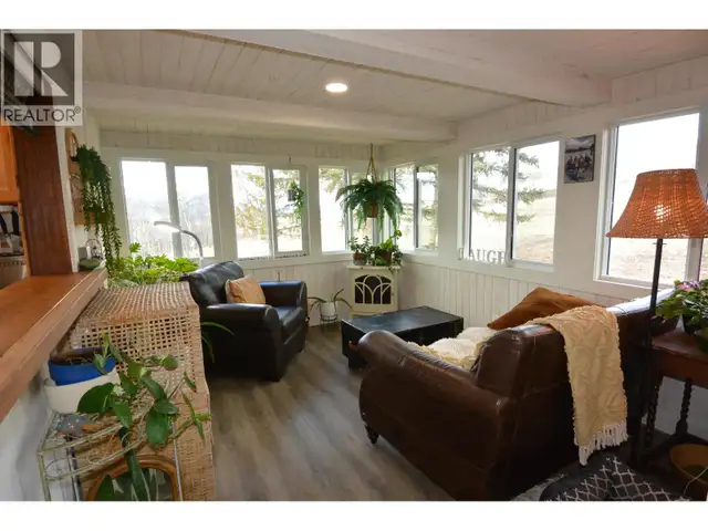 6035 OLD BABINE LAKE ROAD Smithers, British Columbia in Houses for Sale in Smithers - Image 9