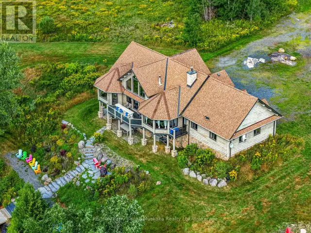 64 MCCORDS ROAD McKellar, Ontario in Houses for Sale in Barrie - Image 3