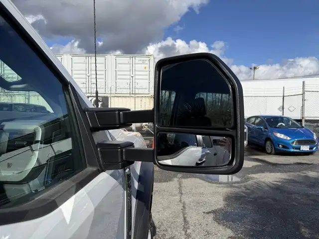 2024 Ford F-550 Crew Cab 4x4 Service Truck with Welder and Compr in Heavy Trucks in City of Montréal - Image 83