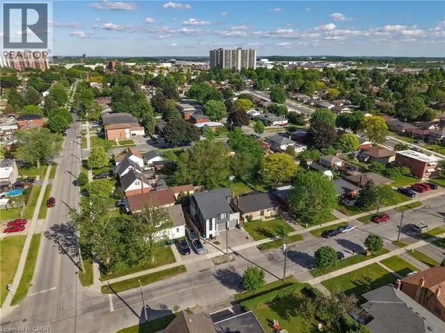 245 EIGHTH Avenue Kitchener, Ontario in Houses for Sale in Kitchener / Waterloo - Image 39