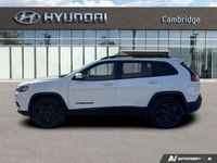 This Jeep Cherokee delivers a Regular Unleaded V-6 3.2 L/198 engine powering this Automatic transmis... (image 1)