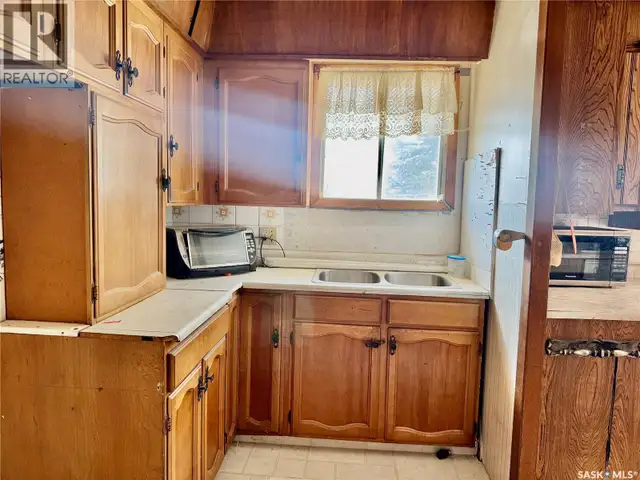 332 Norreys STREET Drake, Saskatchewan in Houses for Sale in Saskatoon - Image 4