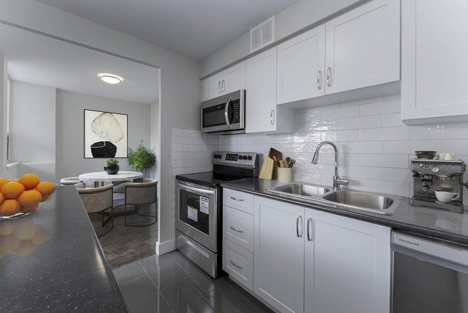 2 Bedroom Apartment for Rent - 195-207 Fifth Avenue & 196-210 Si 2