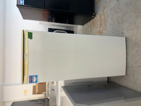 2183- Congélateur blanc Danby Congélateur Vertical | Upright Fre