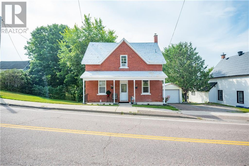 119 BONNECHERE STREET Eganville, Ontario Houses for Sale Renfrew