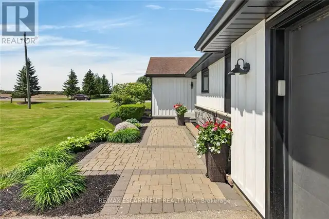 2885 HALDIMAND 9 ROAD Haldimand, Ontario in Houses for Sale in Hamilton - Image 6