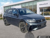 This Volkswagen Tiguan boasts a Intercooled Turbo Regular Unleaded I-4 2.0 L/121 engine powering thi... (image 6)