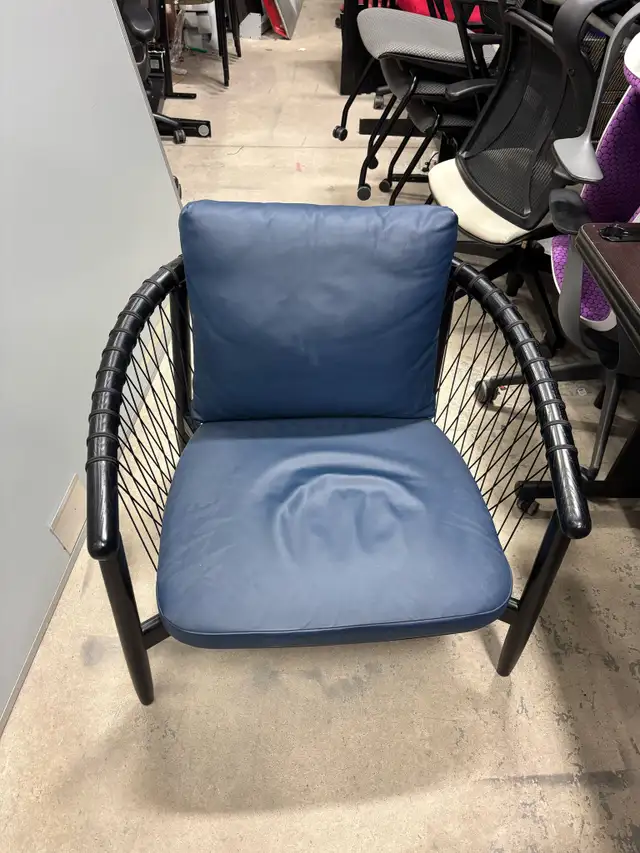 Herman Miller Crosshutch Chair-Excellent Condition-Call us now!628632767146271217
