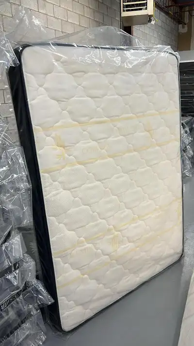 QUEEN MATTRESS QUEEN MATTRESS QUEEN MATTTRESS ( MATTRESSES ), View more