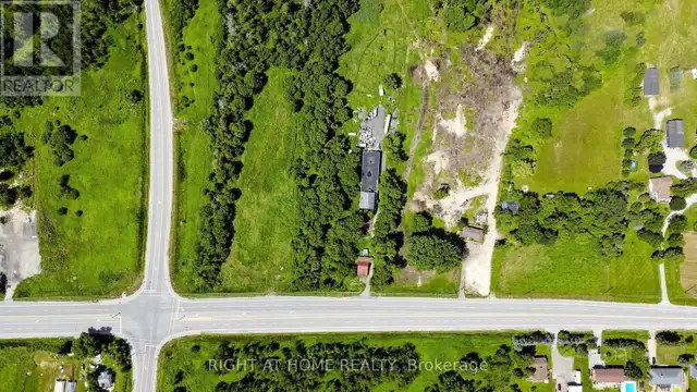 2884 COUNTY RD 89 Innisfil, Ontario in Houses for Sale in Barrie - Image 7