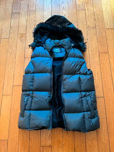 Women's Vests, View more