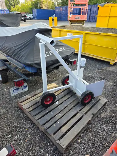 This heavy-duty hose holder is designed to securely hold your sandblasting hose or pressure washing...