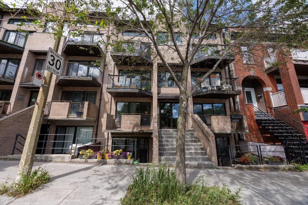 365 Av. du Mont-Royal O., app. 102 — photo 1