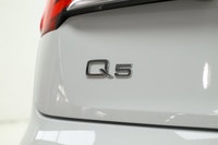 It's easy to see why the Q5 is one of the best selling SUV's in it's class! This low KM, locally own... (image 7)